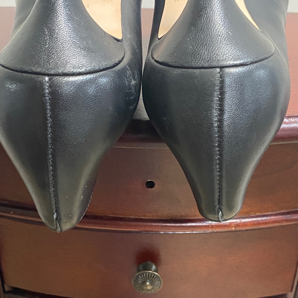 Ann Taylor Black Pointed Toe Heels - Picture 10 of 11